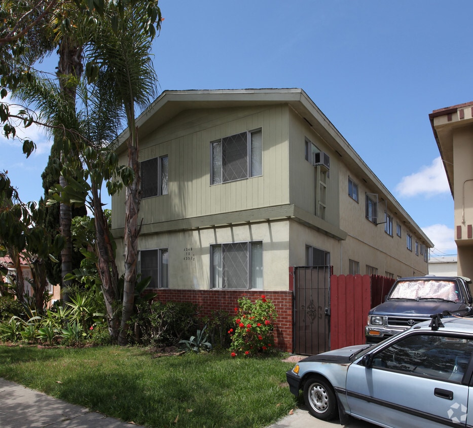 Building Photo - 4348 McClintock St