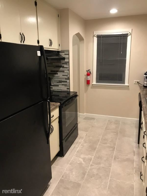 Foto del edificio - 3 br, 2 bath House - 1128 Highland Ave
