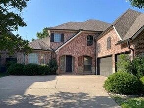 Building Photo - 15702 Crown Cove Ln
