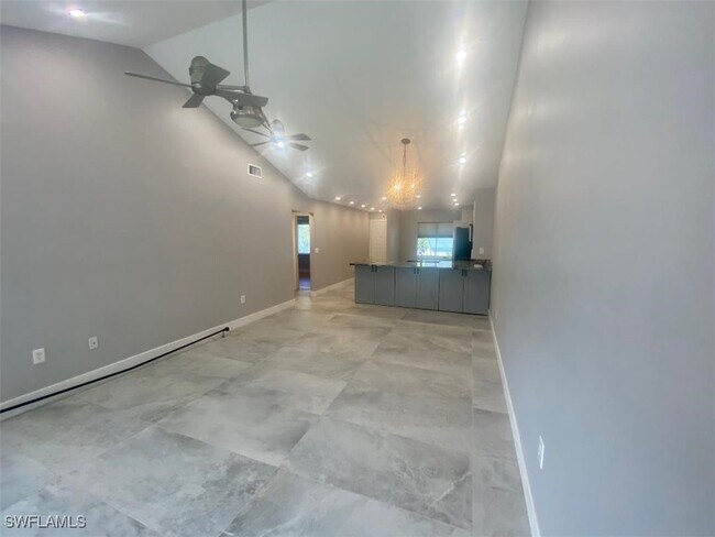 Foto del edificio - 5665 Whitaker Rd