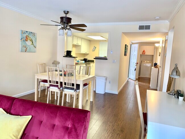 Building Photo - 12035 Alta Carmel Ct