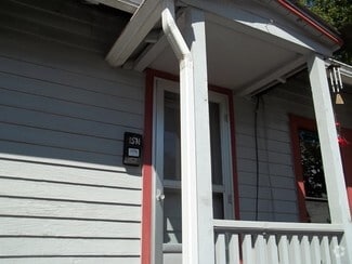 Building Photo - 1-154 Monroe St