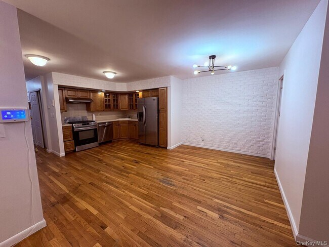 Foto del edificio - 71-38 162nd St