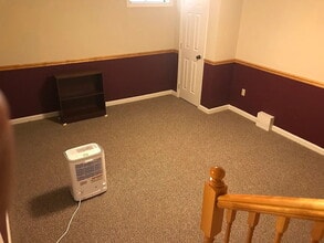 Building Photo - 166 Ghaner Dr