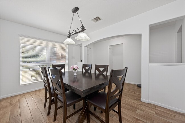 Foto del edificio - 9931 Chimney Swift Ln