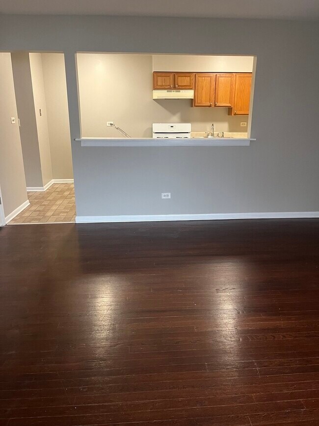 Foto del edificio - 8817 S Roberts Rd