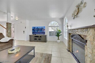 Building Photo - 7989 Lisa Dawn Ave