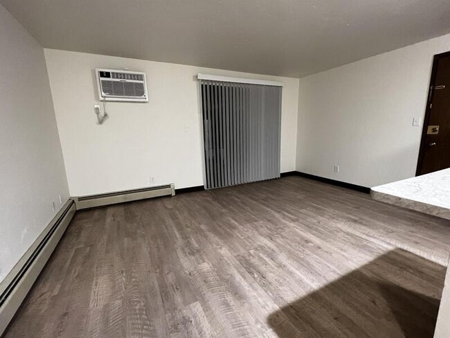 Foto del edificio - 2730 Humboldt Rd