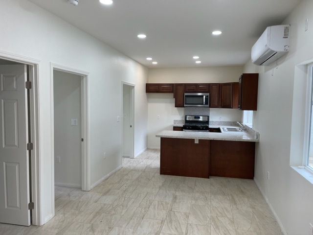 Foto principal - 1352 Windmill Rd