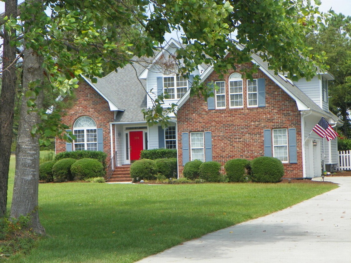 Foto principal - 106 Sound View Dr