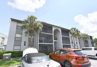 Building Photo - 1132 S Pine Ridge Cir