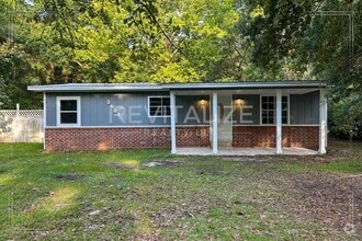 Building Photo - 3408 Alba Club Rd