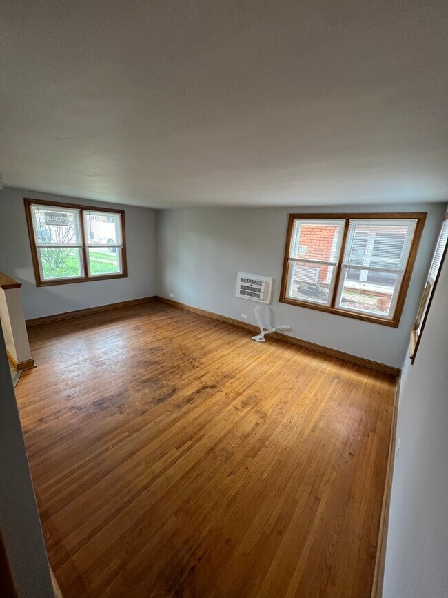 Foto del edificio - 4148 W 87th St