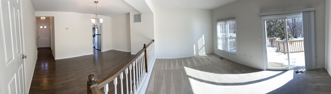 Building Photo - 5625 Ridge View Dr