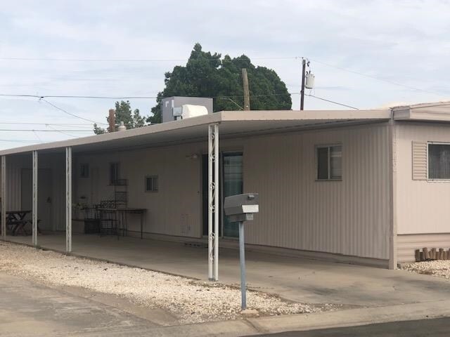 Primary Photo - 1142 W 34th Pl