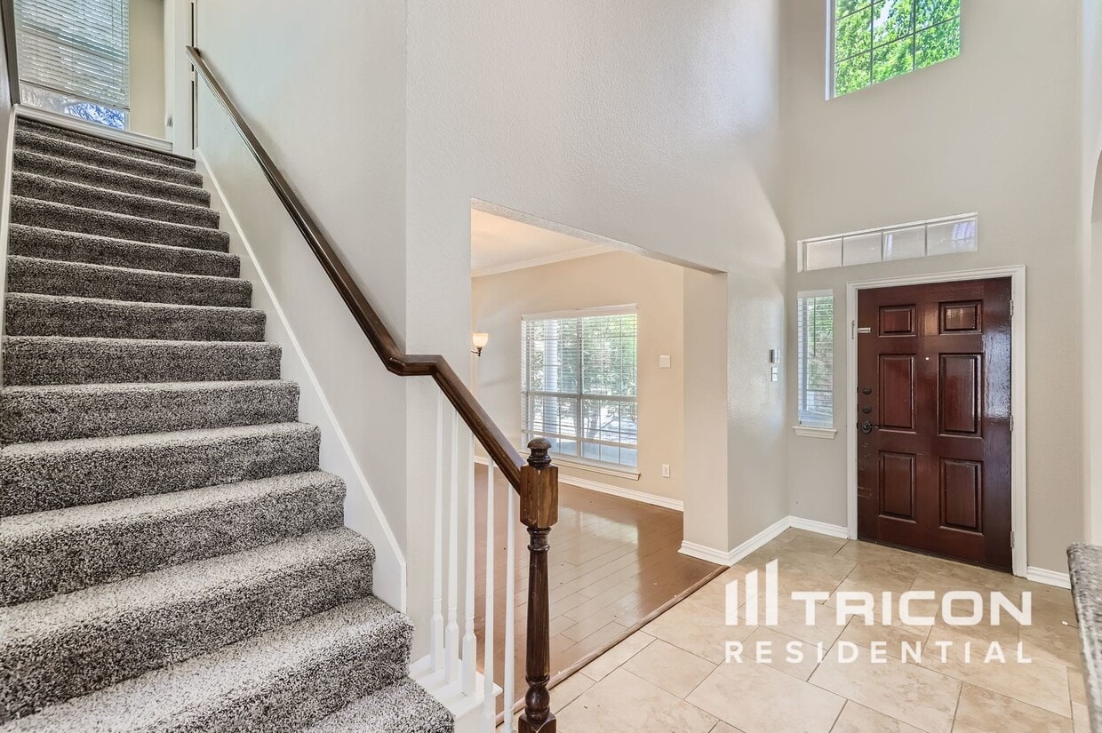 Foto principal - 2624 Dunbar Dr