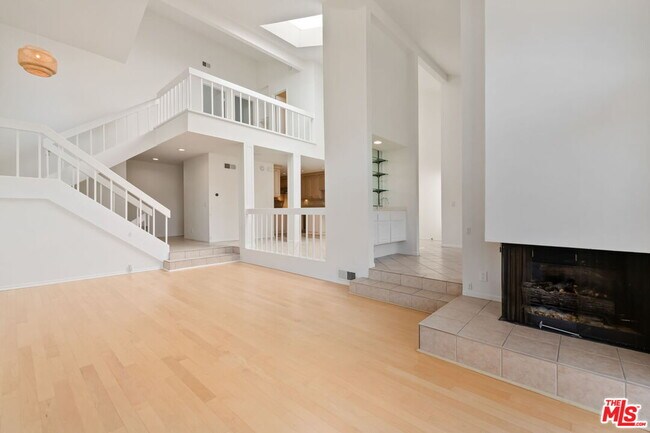 Foto del edificio - 1631 Michael Ln