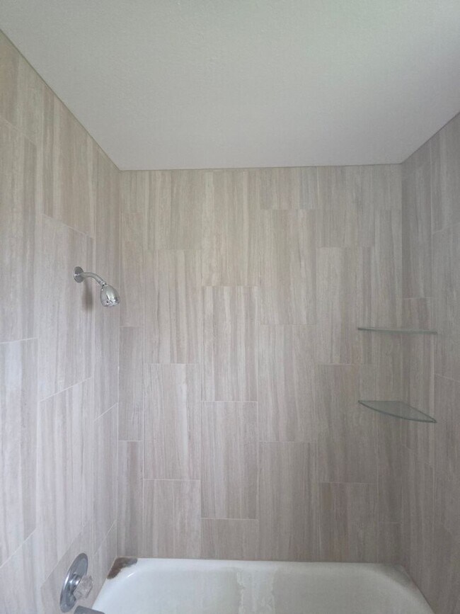 Foto del edificio - 3 Bedroom Apartment in FRUITA!!!