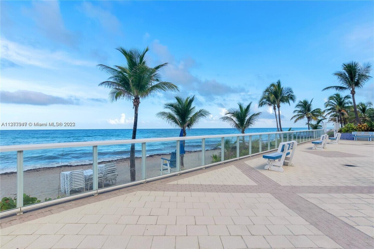 Primary Photo - 2030 S Ocean Dr