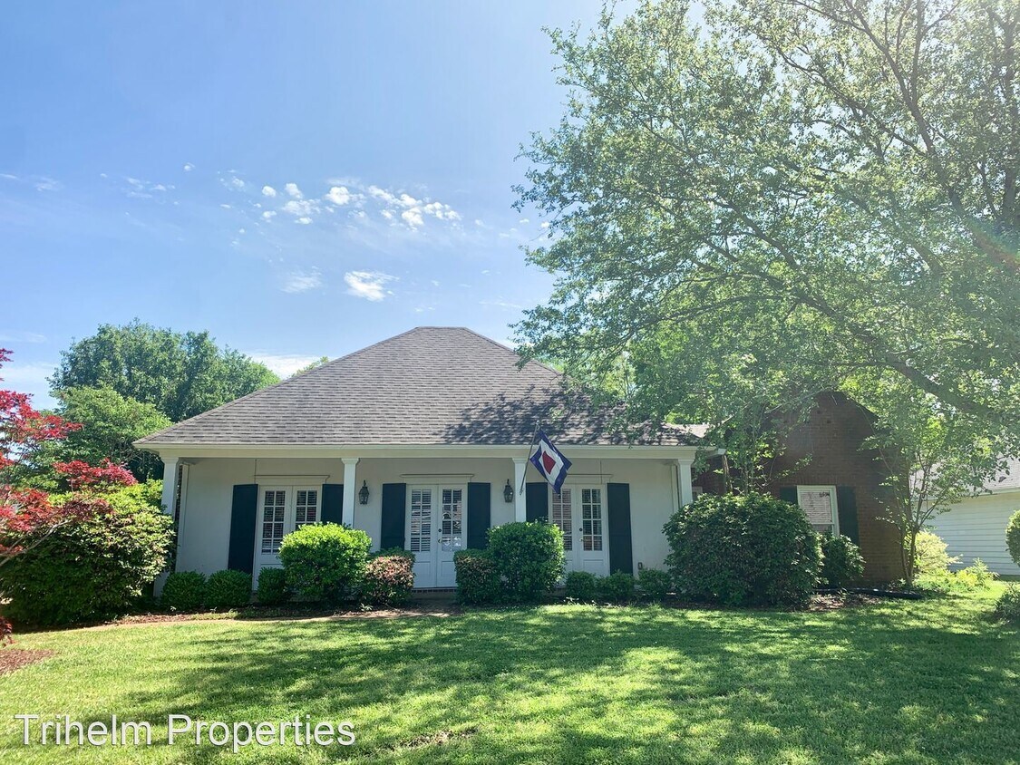 Primary Photo - 3 br, 2 bath House - 138 E Hill Drive