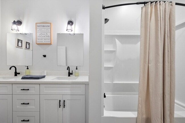 Foto del edificio - 3806 E Polk St