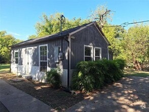 Building Photo - 3015 Lapsley St