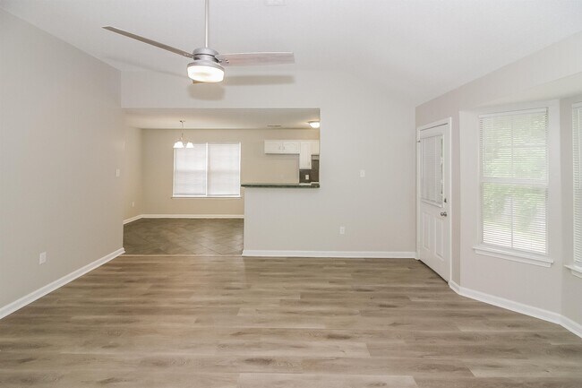 Foto del edificio - 4391 English Pecan Cove