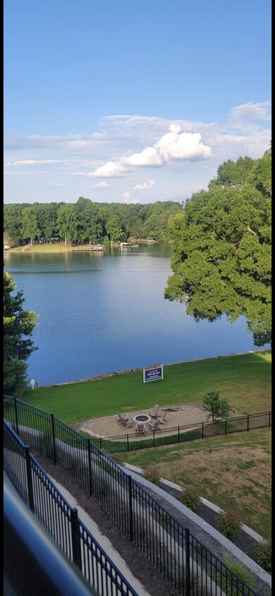 Primary Photo - 4455 Reed Creek Dr