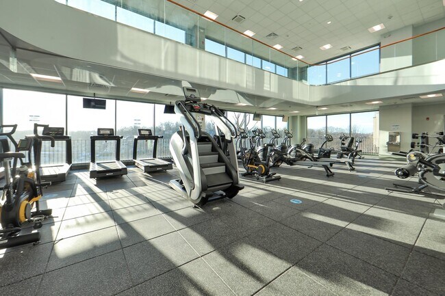 Foto del edificio - 701 Ridge Hill Boulevard