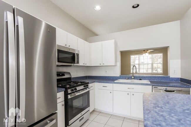 Building Photo - 10841 Newbridge Dr