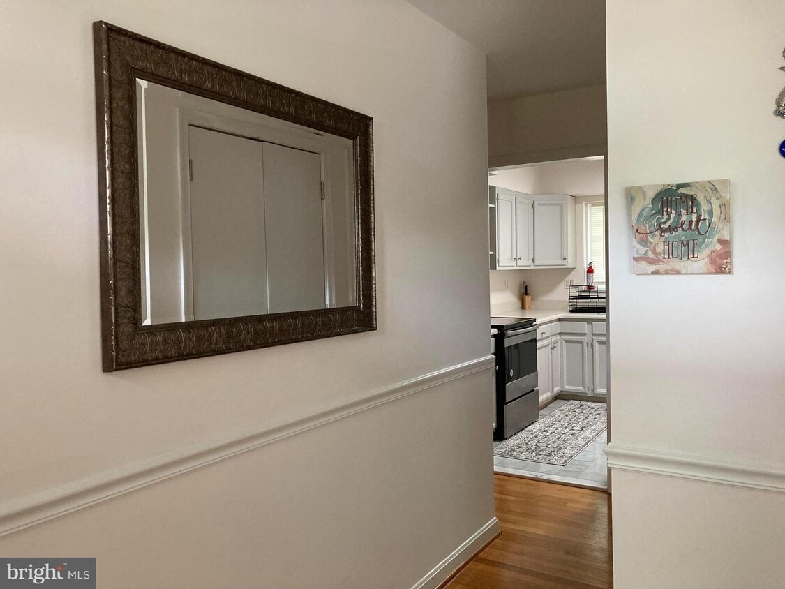 3210 Patrick Henry Dr, Falls Church, VA 22044 House Rental in Falls