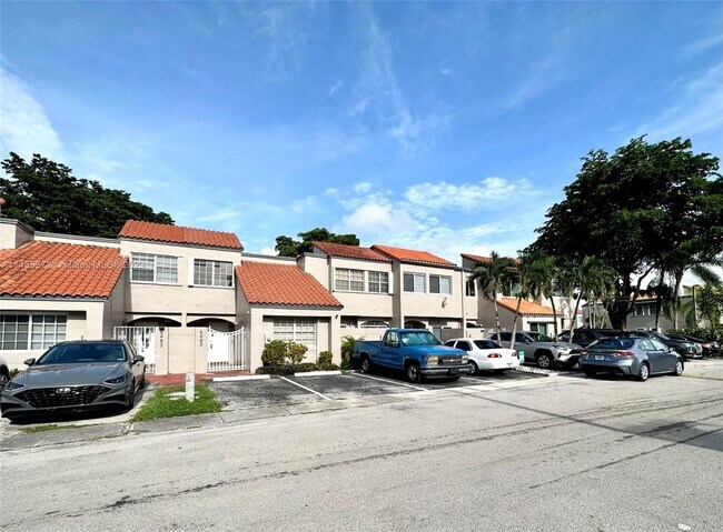 Foto del edificio - 6485 SW 129th Ave