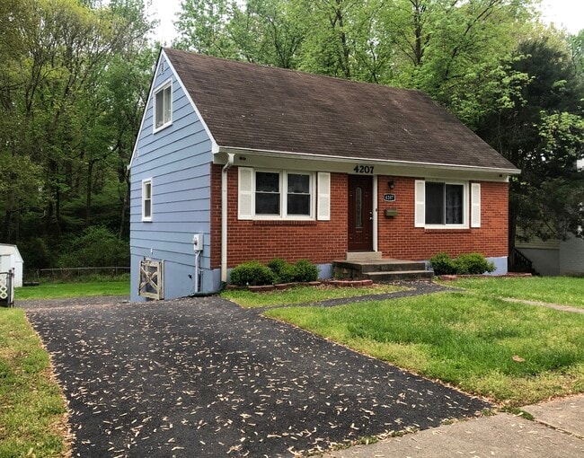 Building Photo - 4207 Glendale Rd