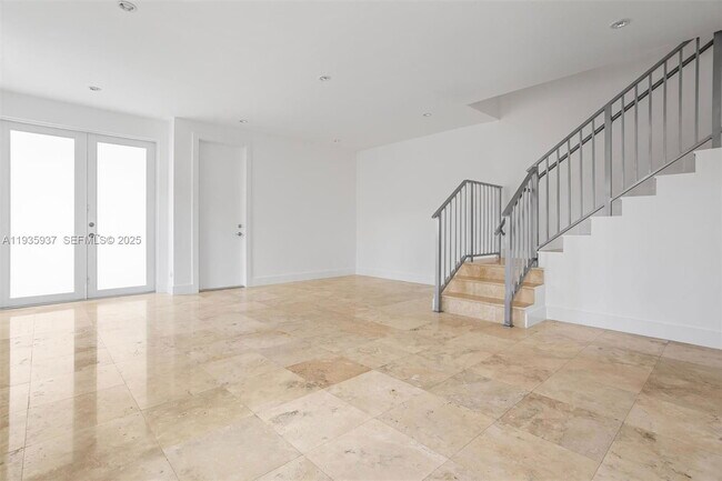 Foto del edificio - 2784 SW 34th Ave