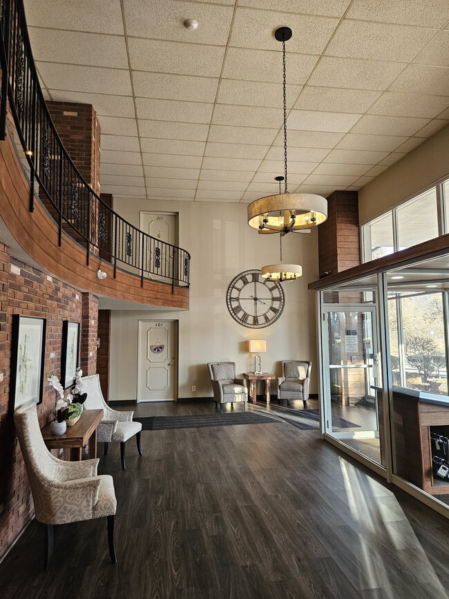 Building Photo - 3675 Clague Rd