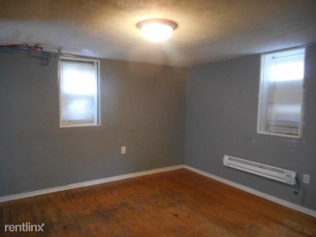 Building Photo - 1544 State St