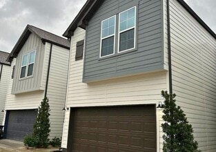 Building Photo - 3206 Bostic St