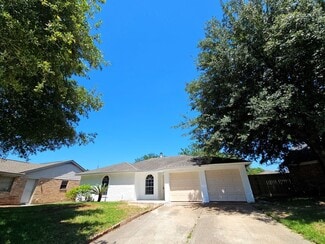 Building Photo - 1310 Goswell Ln