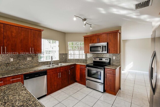 Building Photo - 15813 SW 79th St
