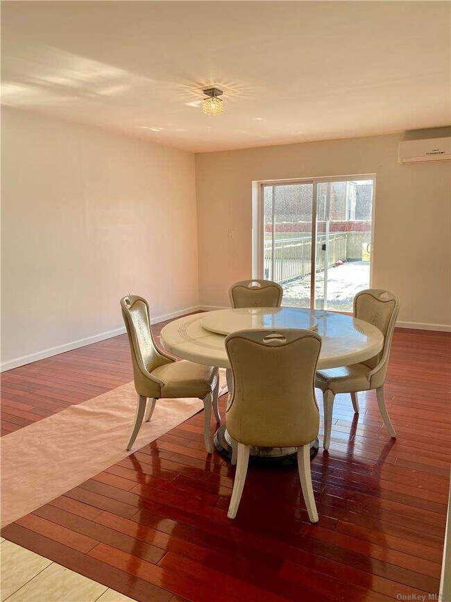 Building Photo - 3364 Guider Ave