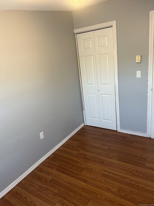 Foto del edificio - 280 Bassett St