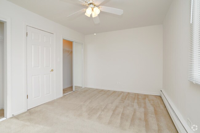1HAB, 1BA - Habitación - Chestnut Court Apartments