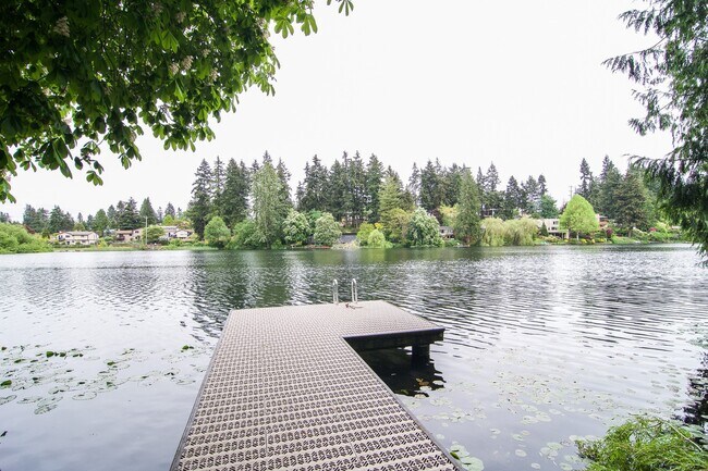 Foto del edificio - Echo Lake One Bedroom