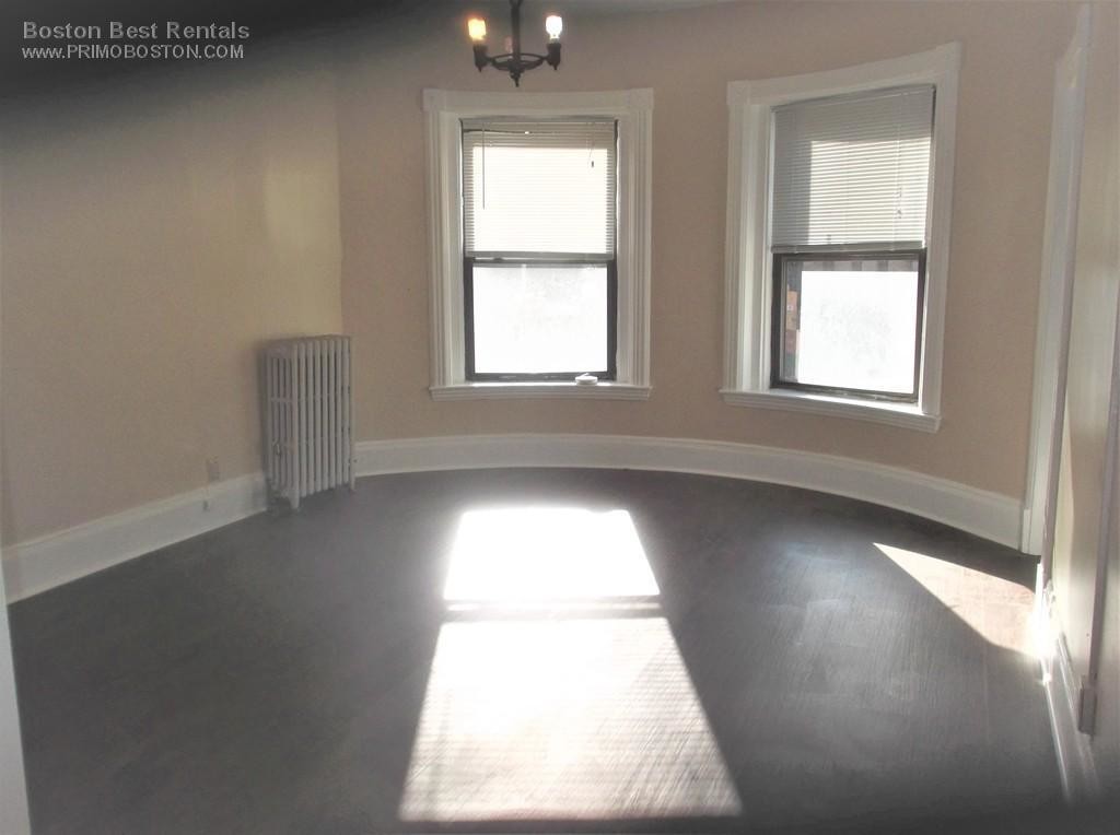 Building Photo - 1126 Boylston St