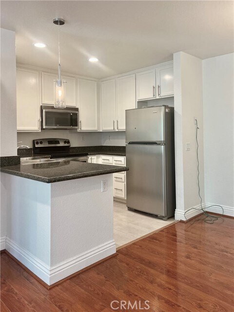 Building Photo - 2320 Del Mar Way