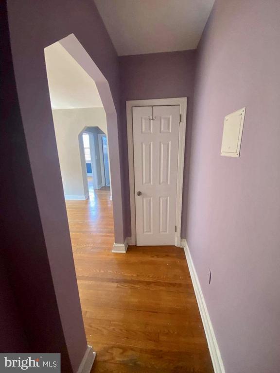 Foto del edificio - 1404 Tuckerman St NW