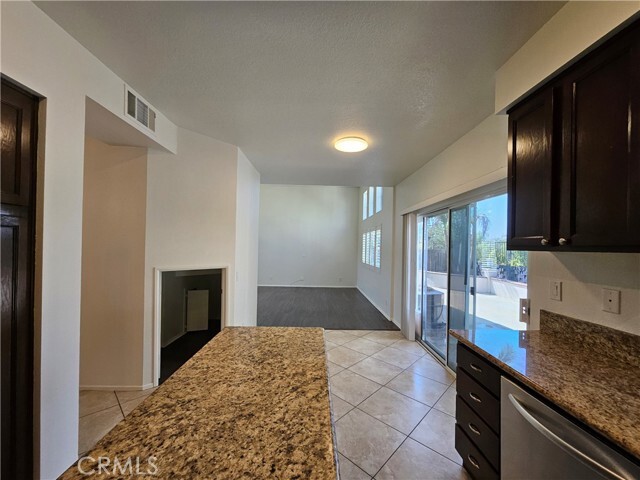 Building Photo - 1369 Soundview Cir