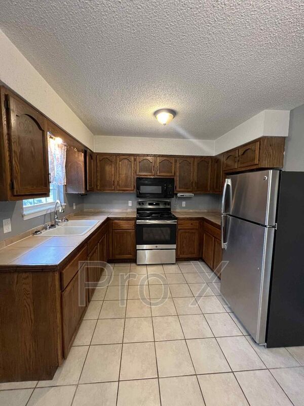 Building Photo - 115 Bulger Dr