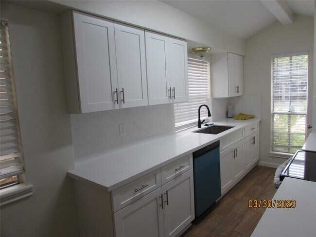 Foto del edificio - 6308 N 1st St