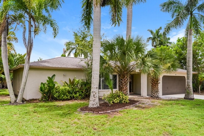 Building Photo - 349 Bay Meadows Dr